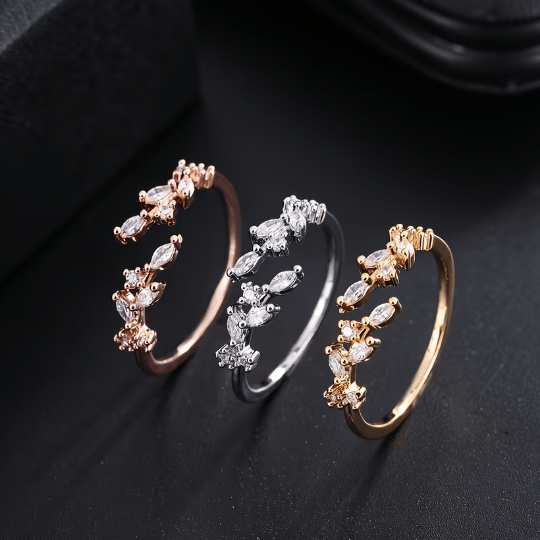 Olivia Leaf Ring